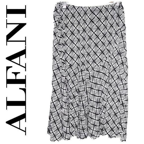 ALFANI WOMAN SKIRT - Picture 1 of 3
